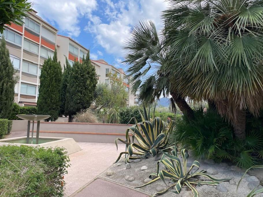 Ferienwohnung Golfes Clairs - Duplex Climatise - Wifi Argelès-sur-Mer Exterior foto